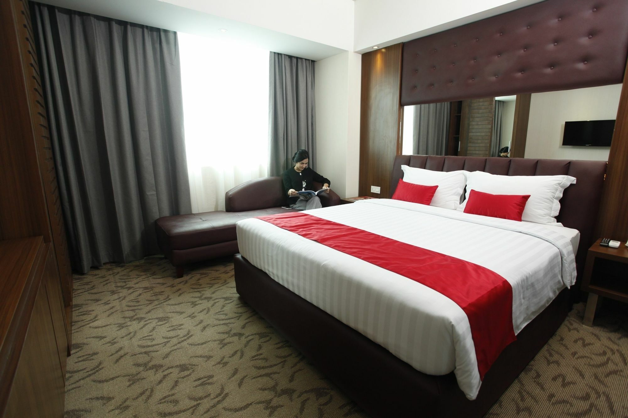 Demelia Hotel Makassar Exterior foto